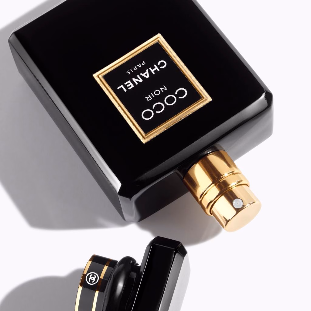 Coco Noir Eau de Parfum 50 ml productfoto zwarte fles